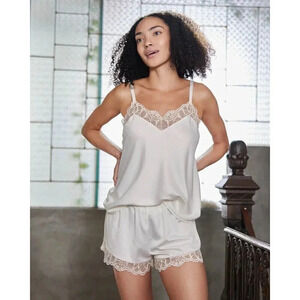 Flora Nikrooz Lace Camisole Ivory Satin Size Small Sleepwear